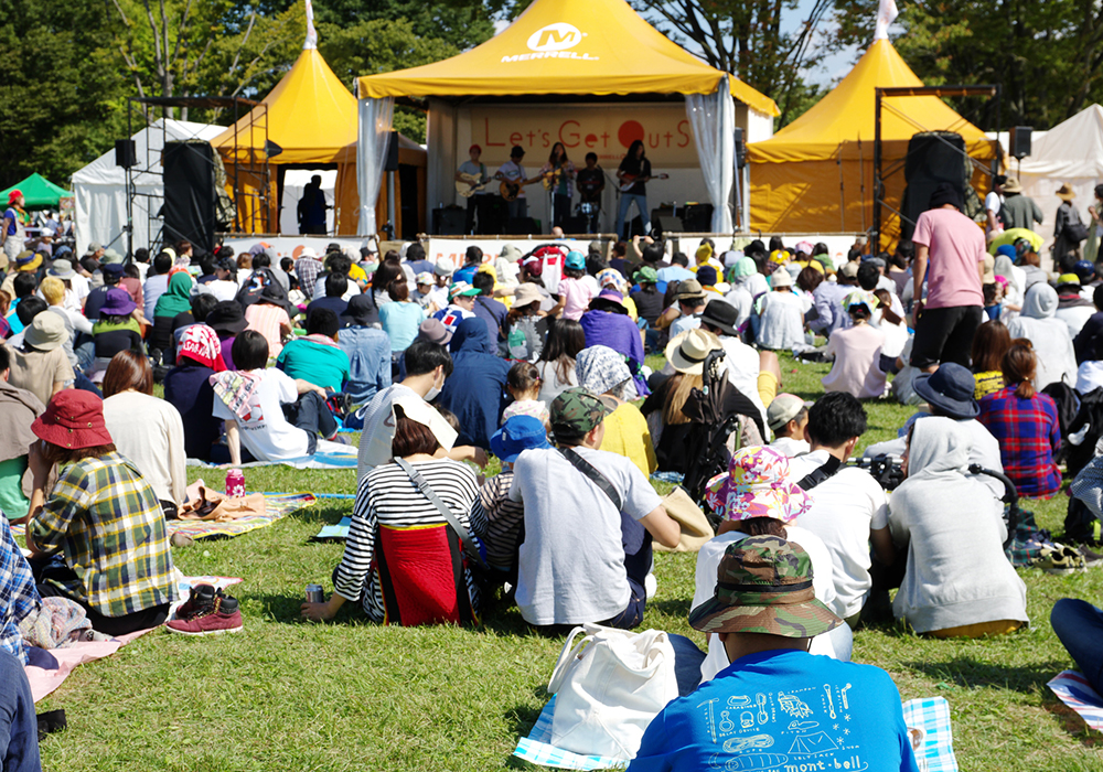 地鎮祭、学園祭ステージ、地域の夏祭りなど、各イベント会場での設営・解体